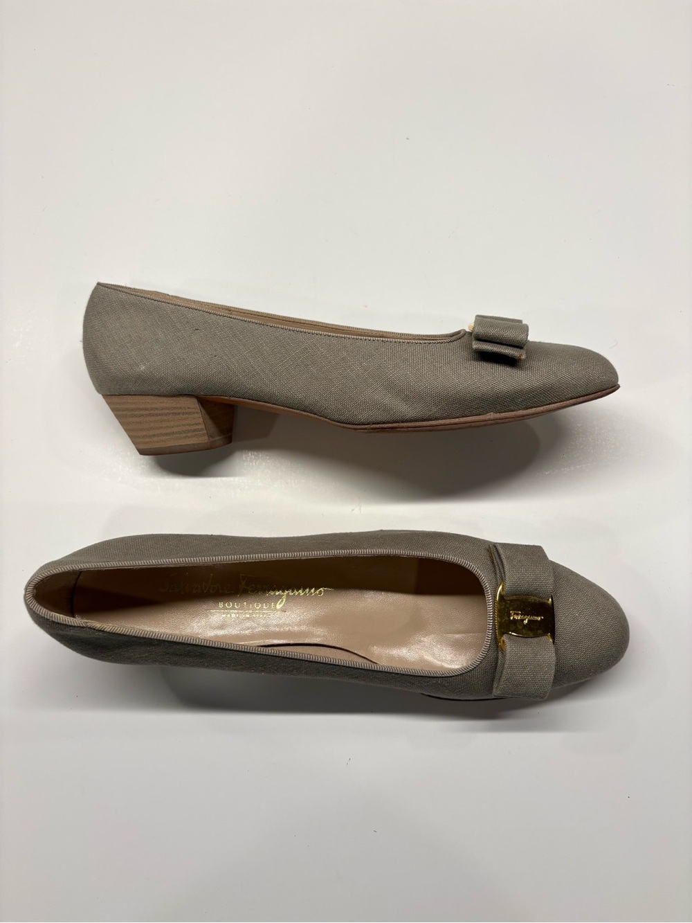 Salvatore Ferragamo Vintage Vara Bow Block Heel Pumps